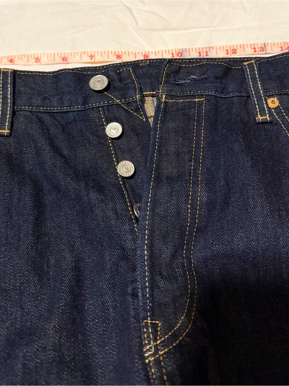 Levi's 501 Men's Dark Indigo 34x30 - Picture 5 of 6